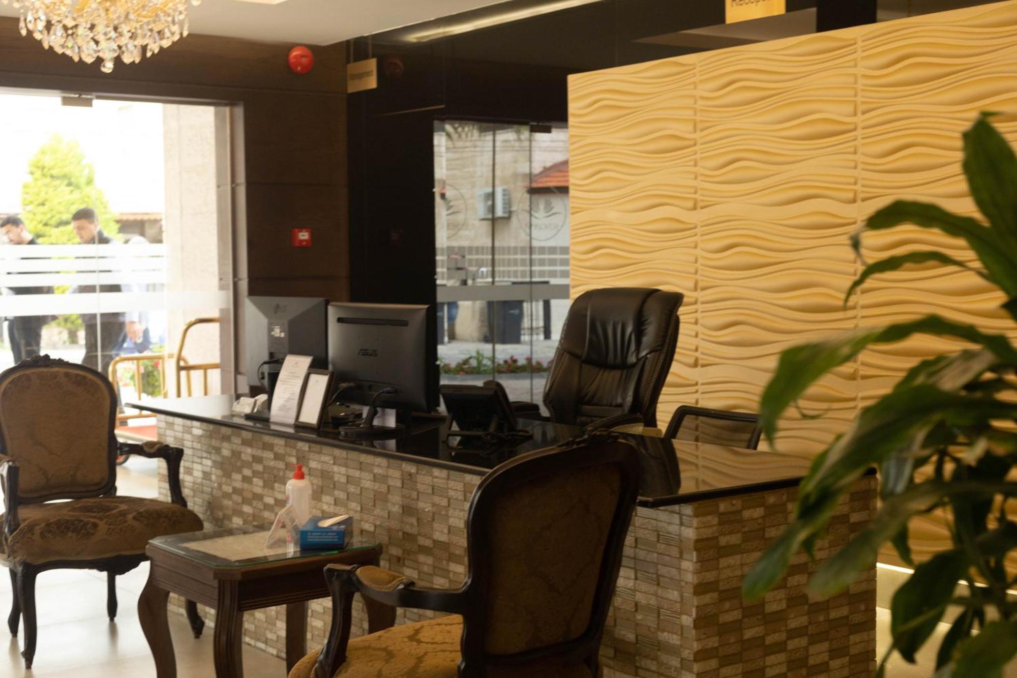 Naylover Hotel Suites Amman Luaran gambar